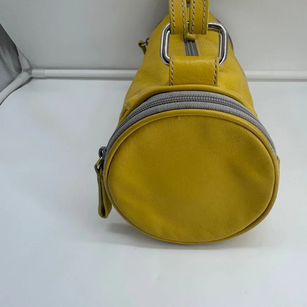 Vintage Kenneth Cole Reaction Mustard Yellow Leather Barrel Shoulder Bag Purse
